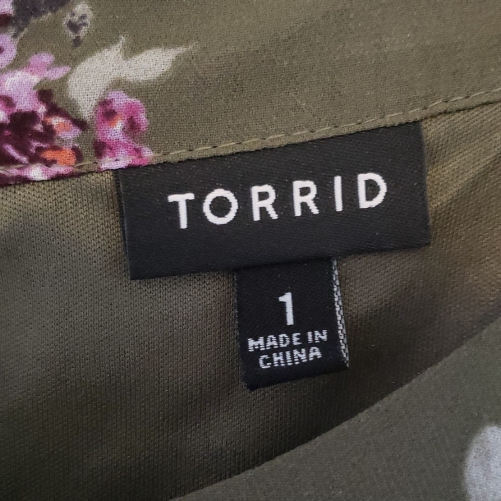Gorgeous olive floral dress - Picture 2 of 3